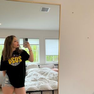 Meet your Posher, Lena